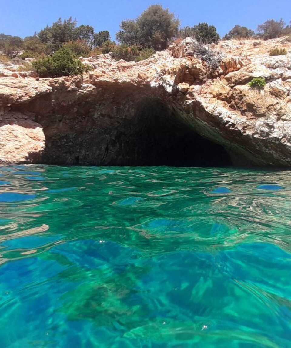 naxos-rina-cave-top-2-1280