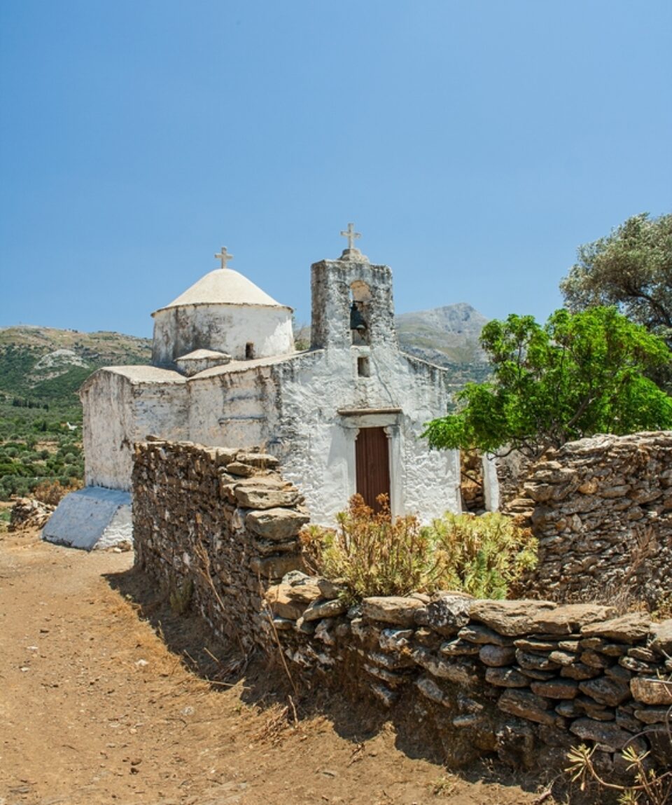 Naxos_TrekkingLooking_Back_5